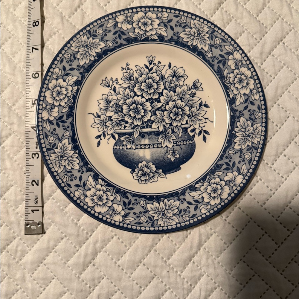 Stafford Blue and White Floral Dinnerware Set - Picture 6 of 6